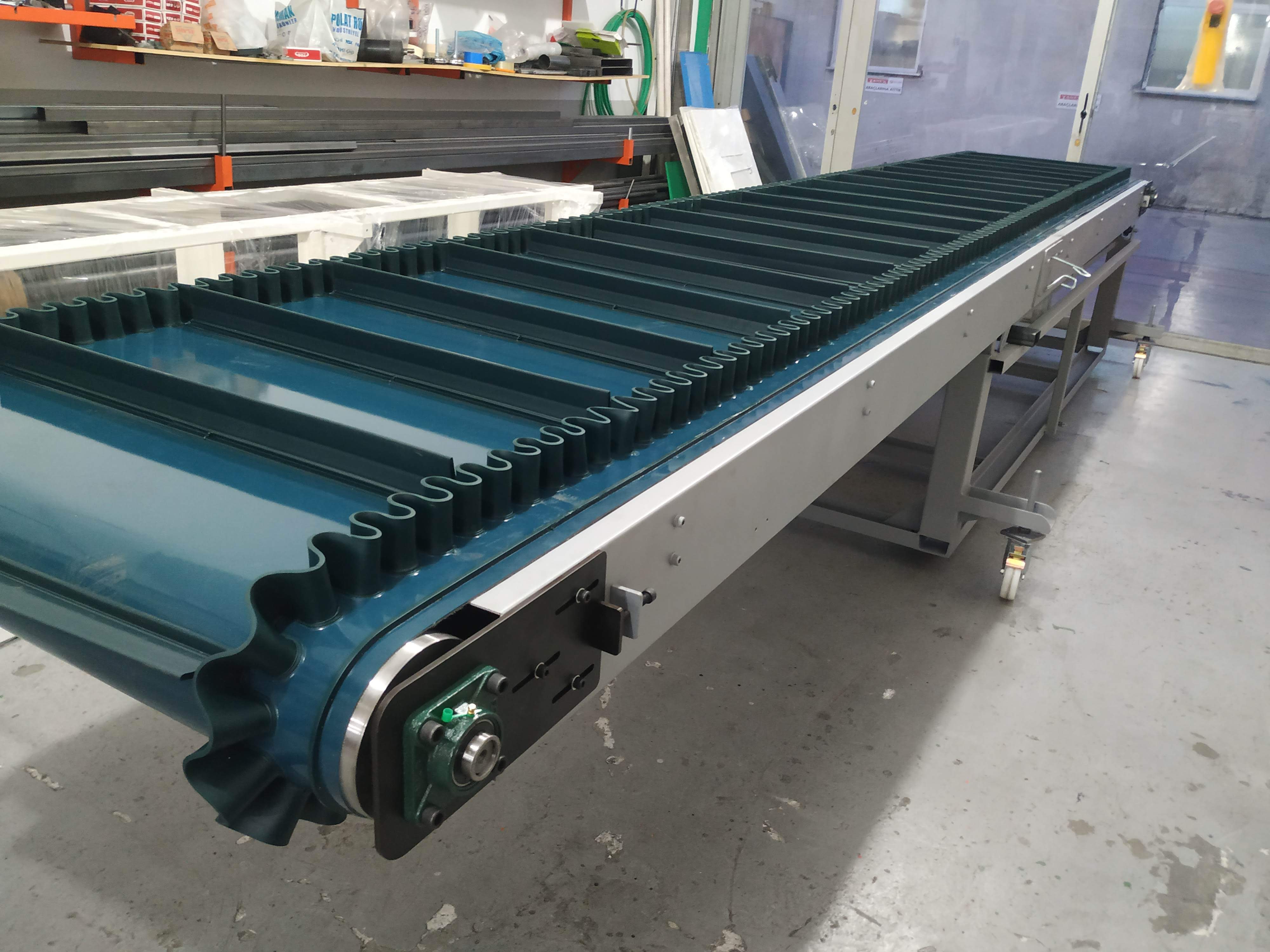 Sack Carrying Conveyors